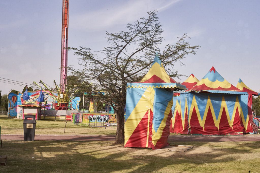 Feria en el Parque Bicentenario