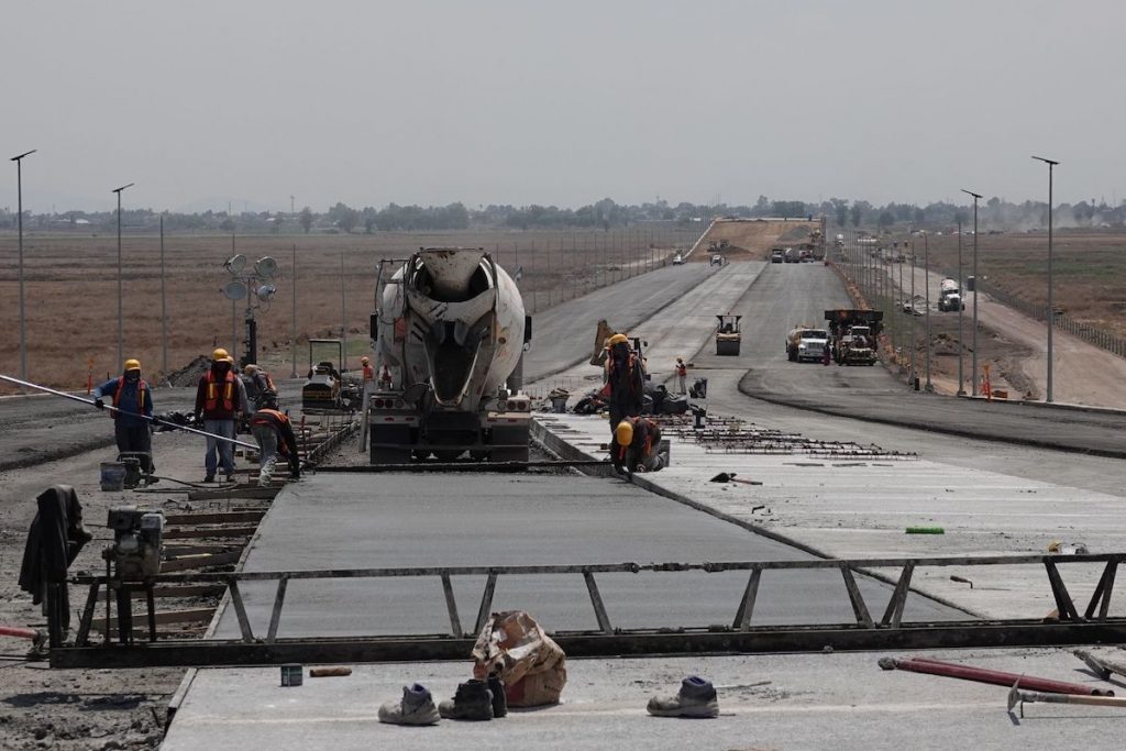 obras sin terminar en el AIFA, Santa Lucía, aeropuerto