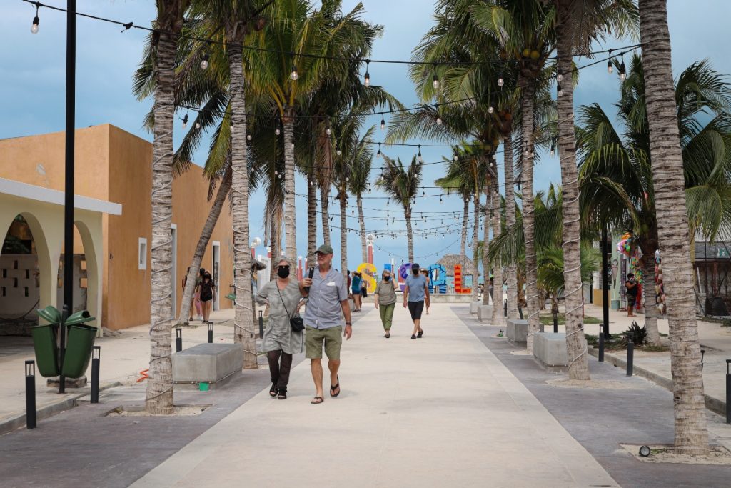 Sisal, Yucatán, Pueblo Mágico, turismo, resistencia de la comunidad