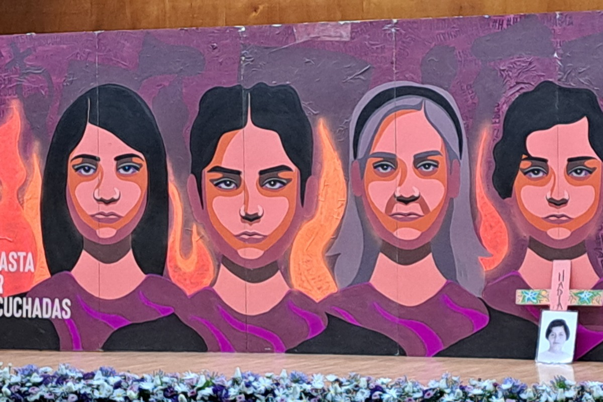 Familiares de cuatro víctimas de feminicidio del Estado de México rechazan su disculpa pública