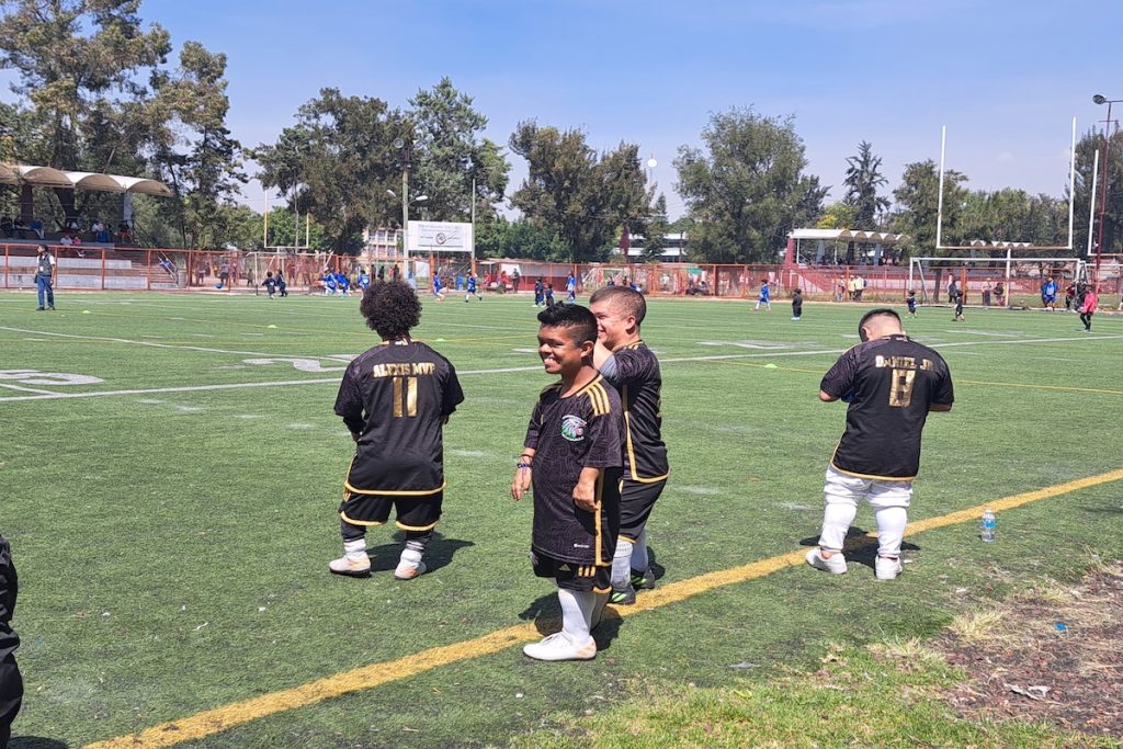 Primer torneo de la Liga Mx de Futbol de Personas de Talla Baja. Foto: María Luisa López