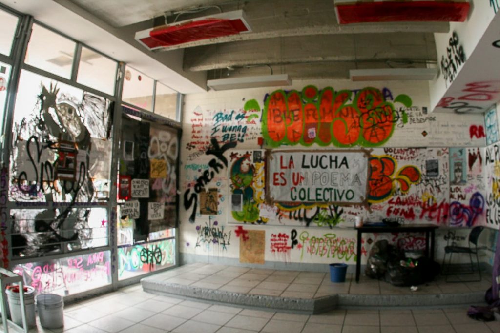 Dentro de los Cubos