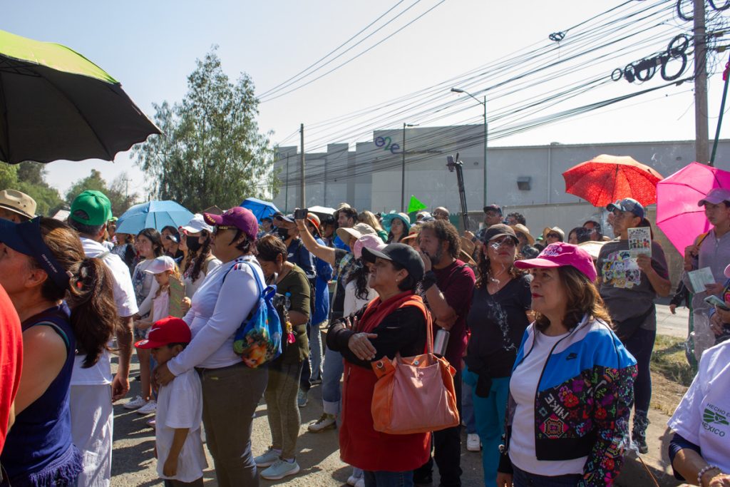 Más de mil personas se reunieron en una manifestación pacífica en defensa del parque Xochitla.